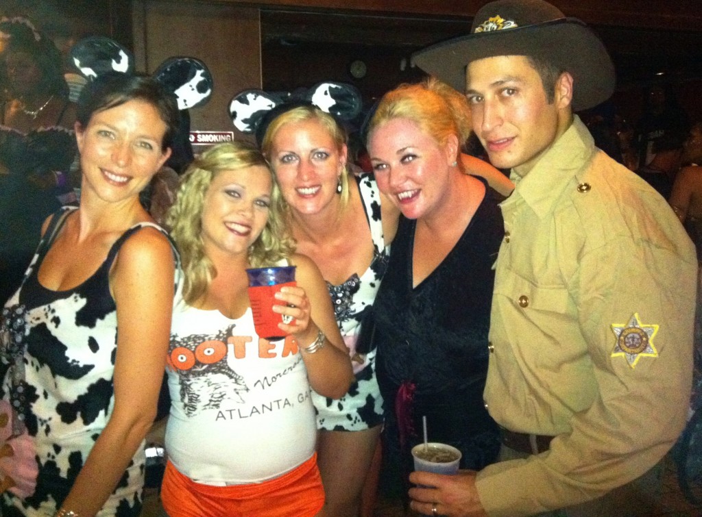 VICARE-Halloween-Group Halloween Friends