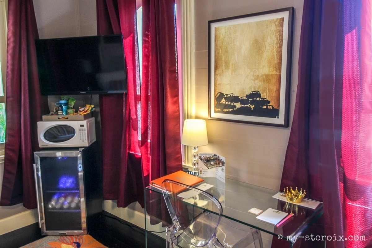 The Fred Mini Bar